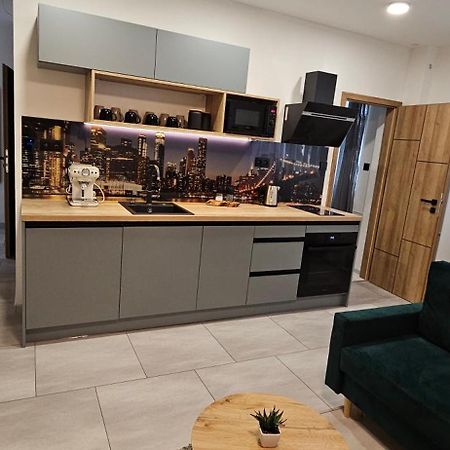 Apartman Manhattan Братислава Екстериор снимка
